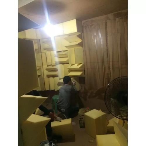 消聲室與半消聲室 專業設計安裝為各類聲學測試提供靜音環境
